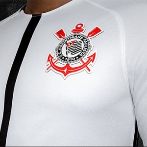 Camisa do Corinthians de 2017 - Uniforme I do Corinthians em homenagem a São Jorge