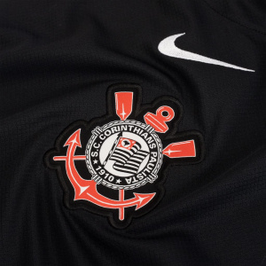 Camisa do Corinthians de 2025 - Camisa II  detalhe escudo