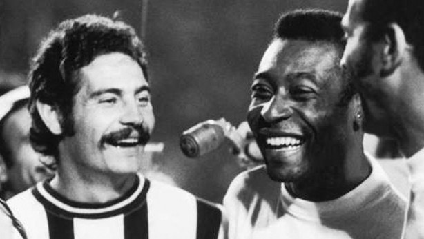 Pelé teria jogado praga no Corinthians, segundo superstições da época