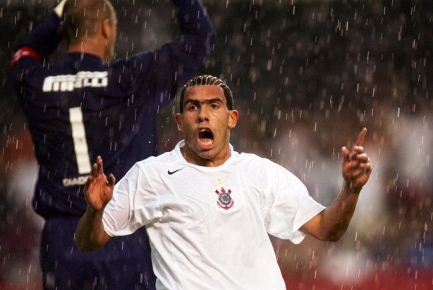 Tevez foi destaque do Corinthians em 2005