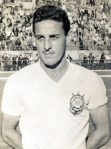 Cláudio é o maior artilheiro do clássico entre Corinthians e Palmeiras