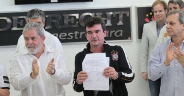 Na hora que o Sr. Lula � o Andr�s falaram em construir o