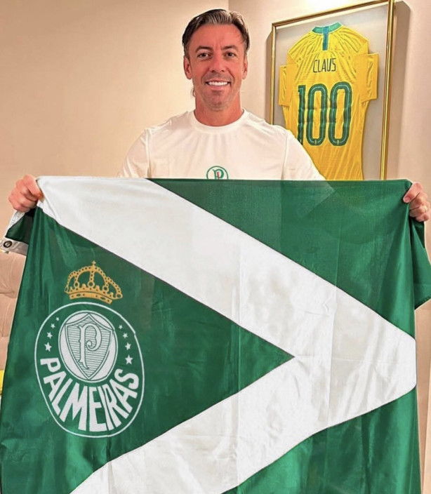 Se preparem que o grande jogador dos porcos, vai fazer a