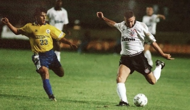  Corinthians 4 x 0 Araatuba - Paulista 1996