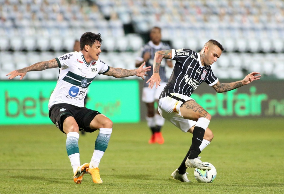 Corinthians e Coritiba empatam em jogo agitado pelo Brasileirão