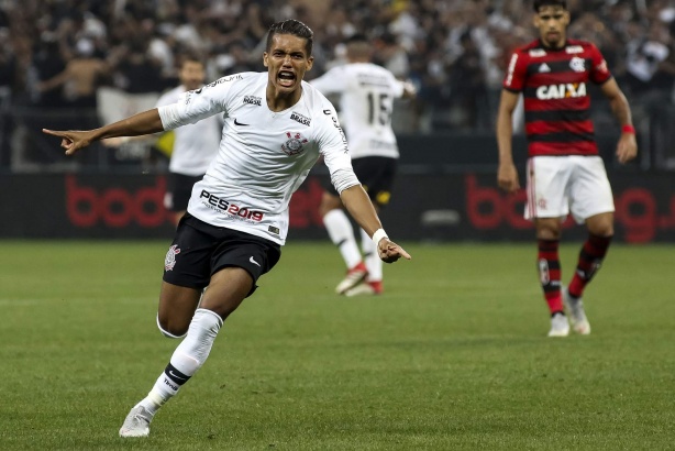 Corinthians 1 x 1 Flamengo - Na Neo Química Arena deu empate entre