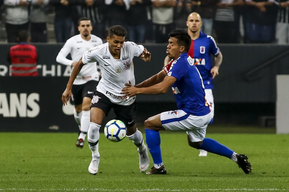 Confrontos entre Corinthians e Paraná Clube