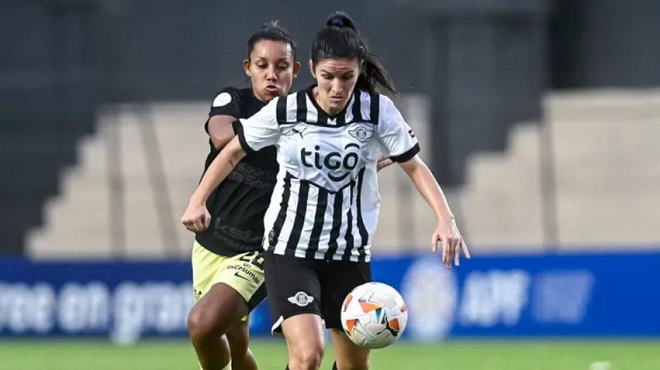 Corinthians e Libertad no futebol feminino