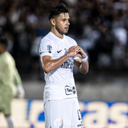 Corinthians reúne os 51 gols de Romero pelo clube no mesmo vídeo; veja as imagens