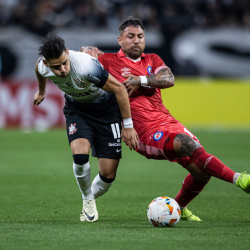 Romero ultrapassa �dolo e entra no top-5 de participa��es diretas em gol do Corinthians no s�culo