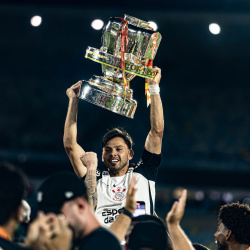 Corinthians supera o Vasco e � tetracampe�o da Copa do Brasil no Maracan�