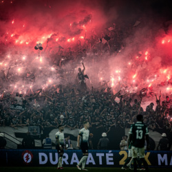 Port�es fechados e titulares fora: Corinthians ter� desfalques de peso no in�cio do Paulist�o