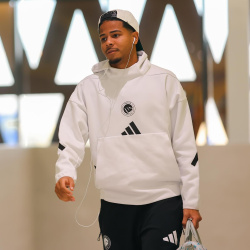 Corinthians avalia contrata��o de atacante do Al-Nassr