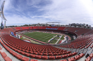 Jogos do Corinthians no Morumbi (C�cero Pompeu de Toledo)