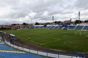 Jogos do Corinthians no Luis�o (Municipal Professor Lu�s Augusto de Oliveira)