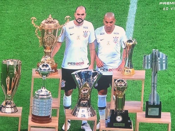 Obrigado monstros!