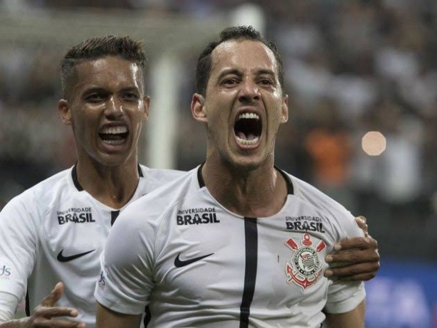 H meses longe do Corinthians, Rodriguinho aparece no Top-3 artilheiros do clube no ano
