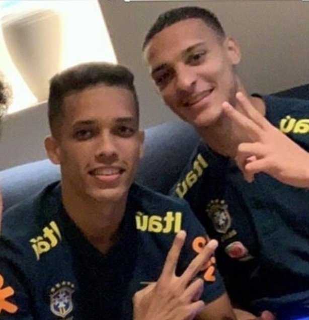 Nessa imagem temos 4 t�tulos, todos do Pedrinho!