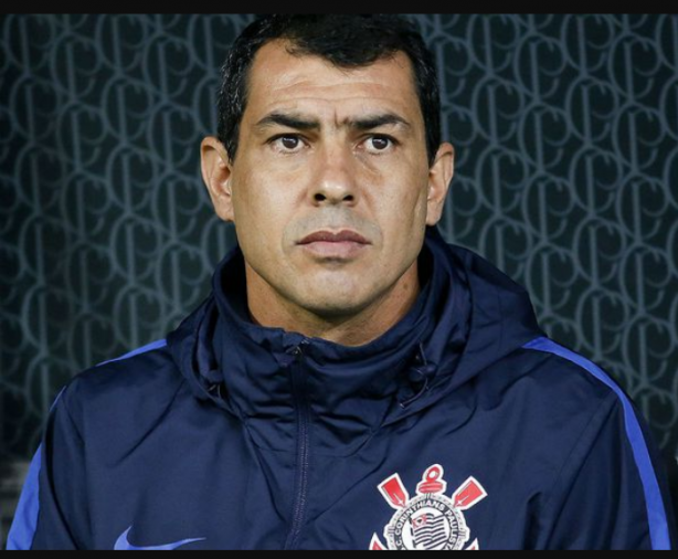 Seja o auxiliar t�cnico do Carille!