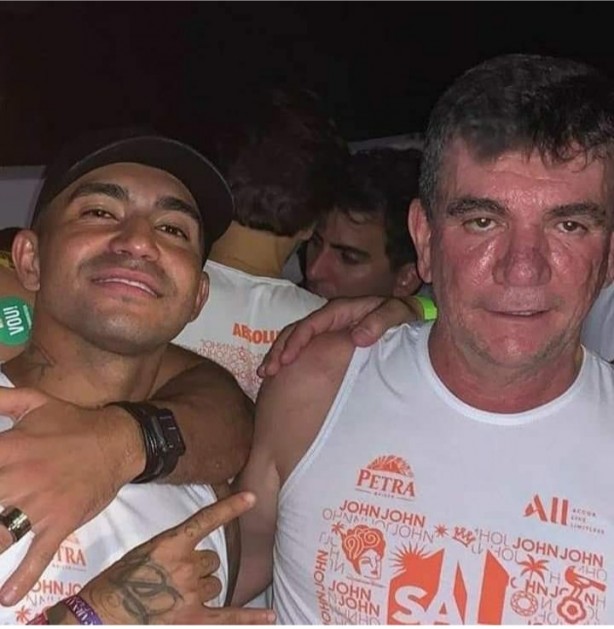 Voc� � contra amizade assim?