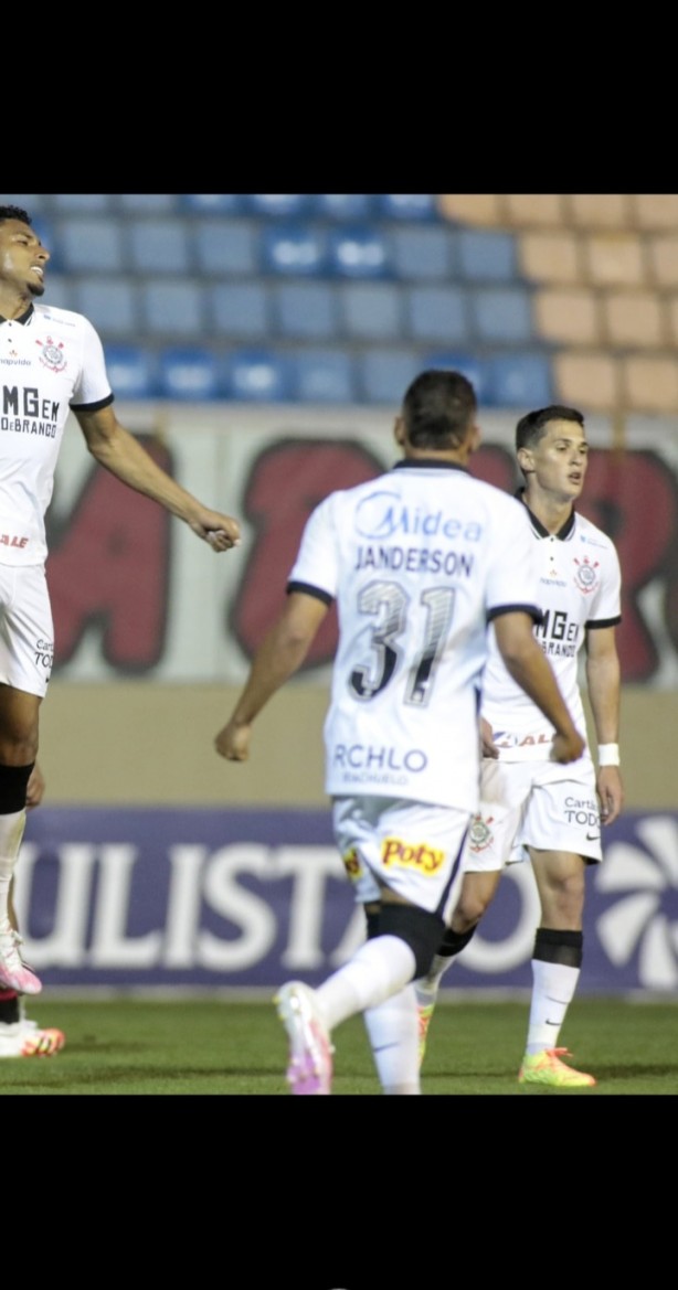 Olhem o "esp�rito" de jogo do Vital