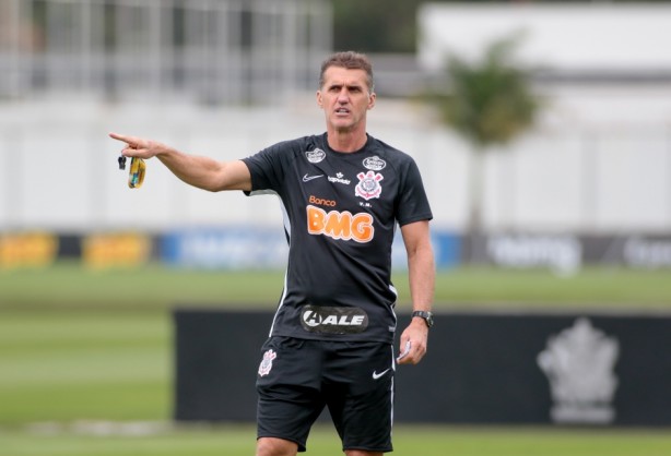 Vagner Mancini pe elenco do Corinthians para ralar na academia e no campo