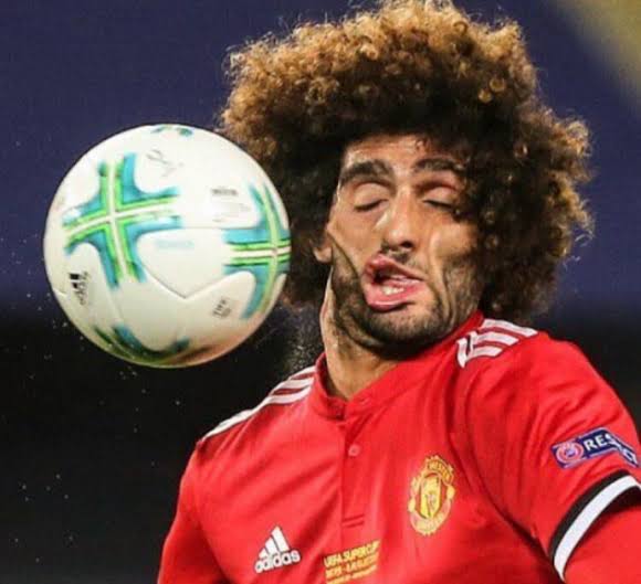 Essa foto a� ficou maneira,, , mas at� acho a do Fellaini