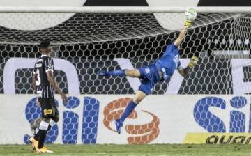 Isso era bola pra encaixar?