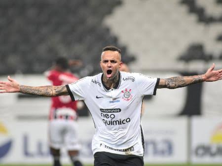 Coloquem o Luan para jogar.