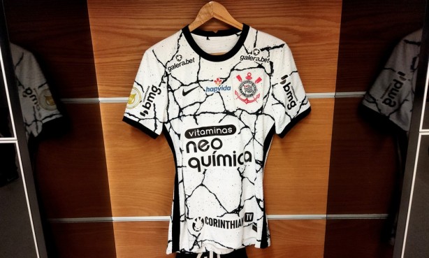 O uniforme do Corinthians destoa dessa onda de acertos do marketing e da diretoria