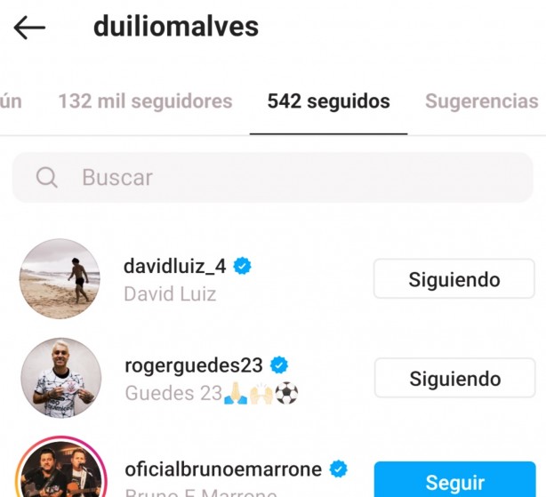 Duilio Seguindo o David Luiz no Instagram