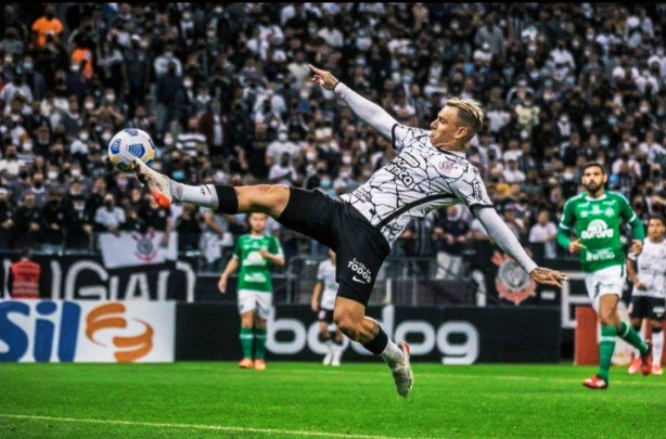 Roger Guedes j� coleciona �timos n�meros individuais nesse #Brasileirao, confira: