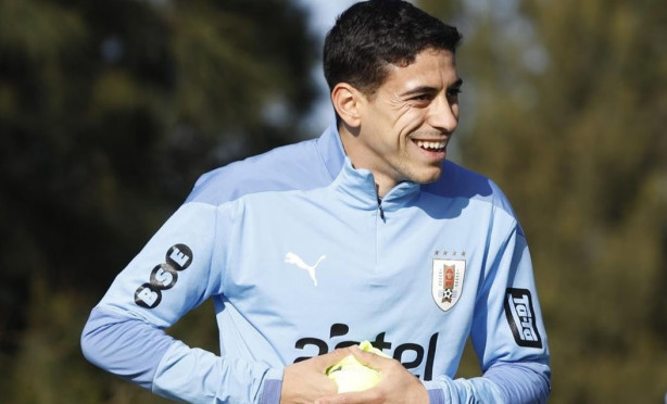 Sugest�o de lateral esquerdo uruguaio