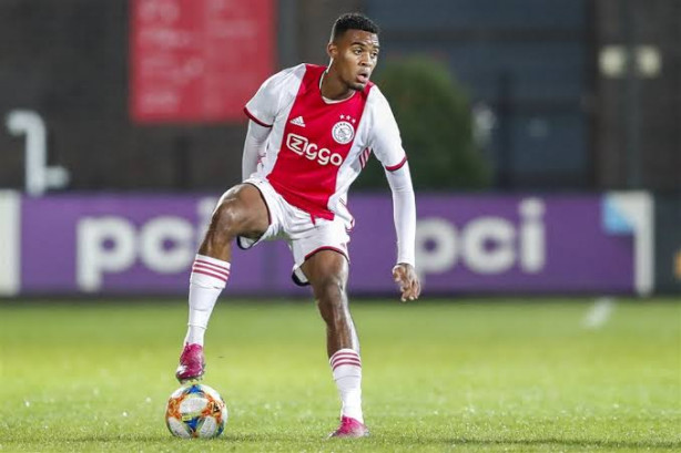 Conheça Danilo Pereira, centroavante do Ajax com passagem pela base do Timão!