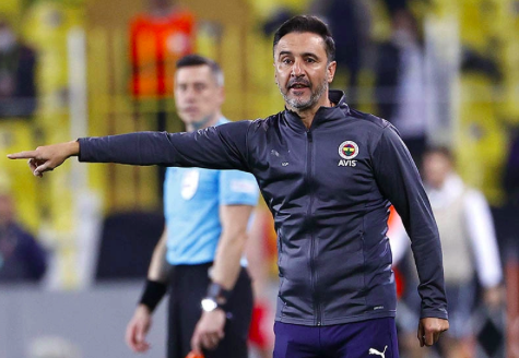 INFO-Corinthians negocia com Vitor Pereira, Portugu�s � prioridade