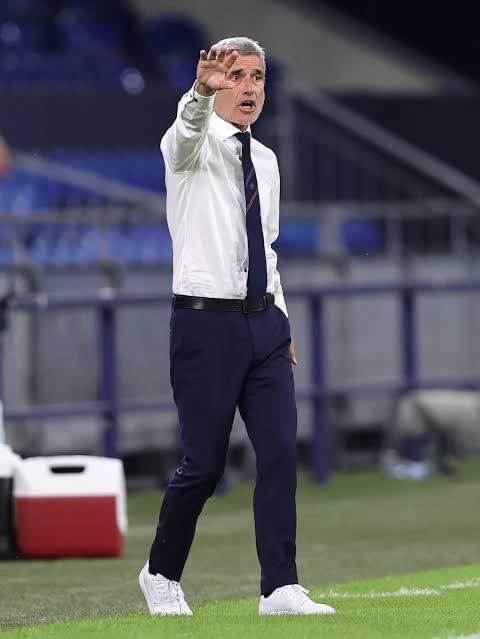 Lu�s Castro tem acordo financeiro avan�ado!