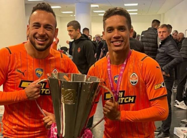 Pedrinho e Maycon