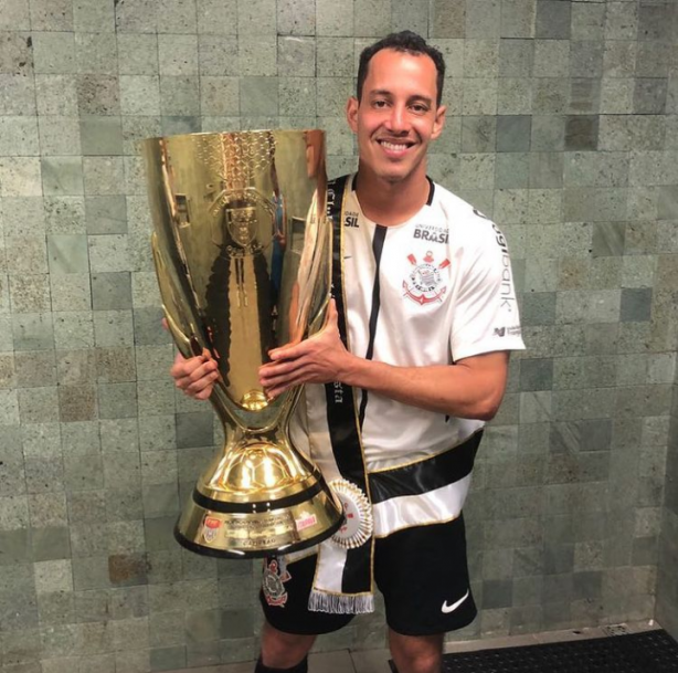 O �ltimo jogador que o Corinthians teve e que decidia jogos grandes.