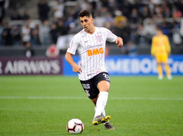 Aceitaria de volta Danilo Avelar?