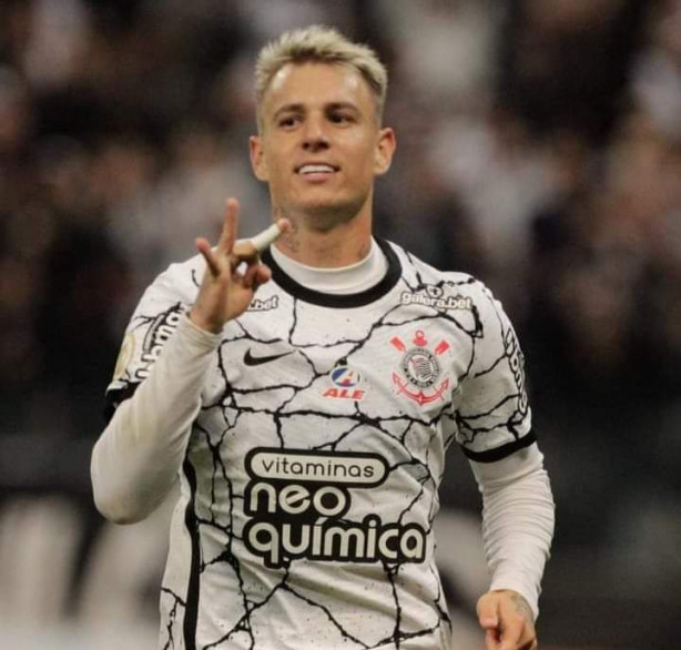 Roger Guedes e Vitor Pereira