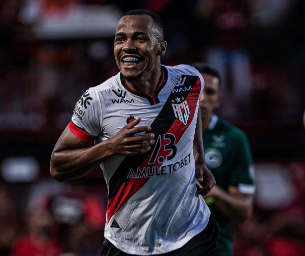 Santos querendo o Marlon Freitas e o Corinthians zzzzzzzzzz
