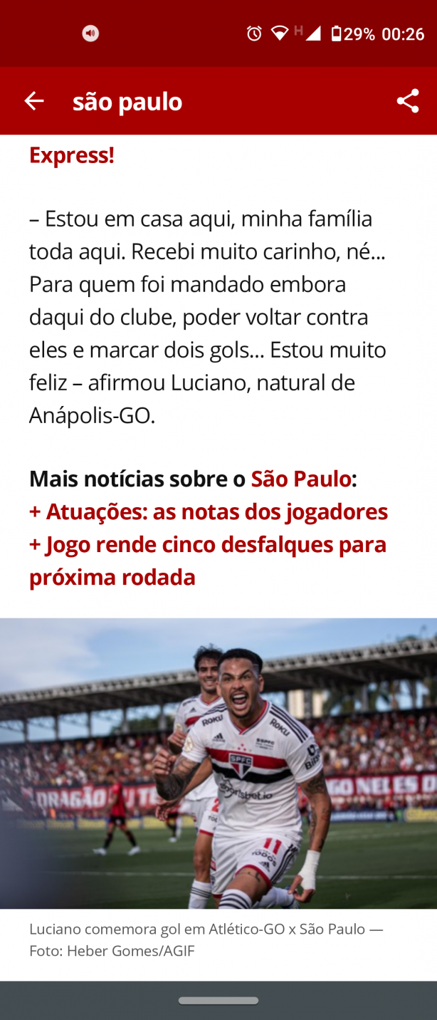 Off- Esse Luciano das trikas, pensa que � craque.