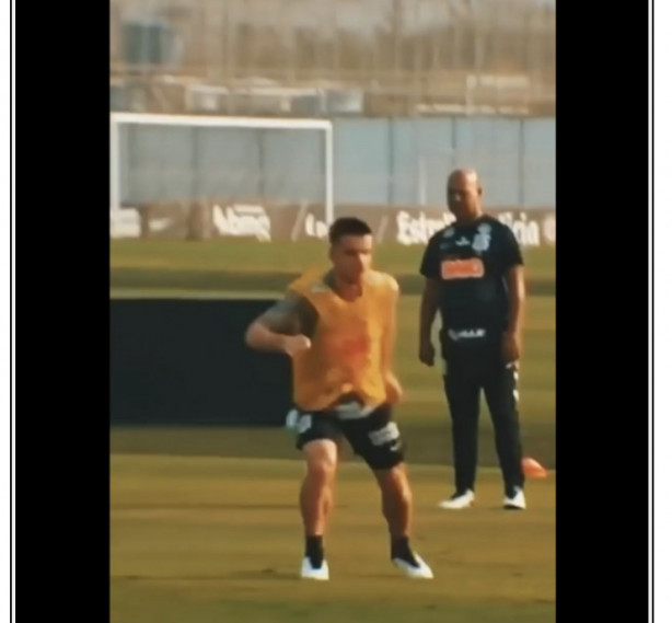 Ramiro parece que mede 1 metro e 50
