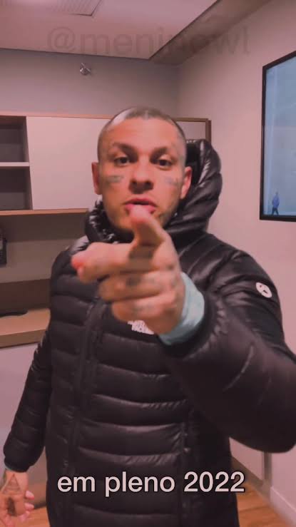 S� me vem essa imagem na cabe�a:
