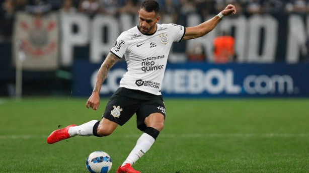 Maycon, Cantillo e Paulinho