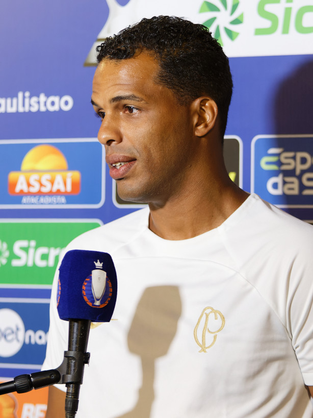 Fernando L�zaro tem que sair urgenteMENTE