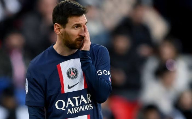 Messi vaiado