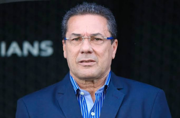 mano por luxa? Vai resolver?