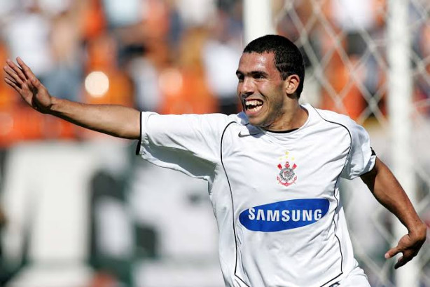 Sei l�, dizem que Gabriel (flamingo) tem a cara do Corinthians, vejo imagem...
