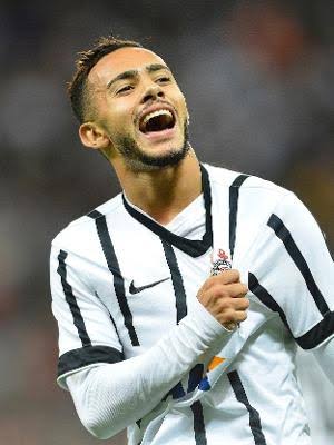 Claudinho seria uma boa?